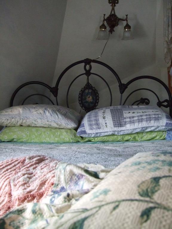 Enchanted Nights Bed & Bath Kittery Bilik gambar