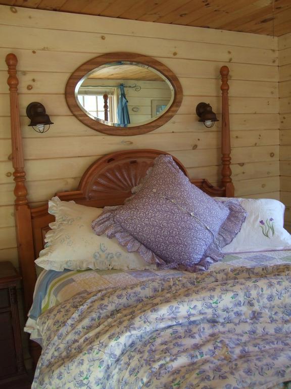 Enchanted Nights Bed & Bath Kittery Bilik gambar