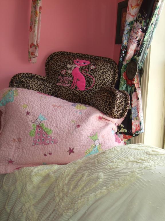 Enchanted Nights Bed & Bath Kittery Bilik gambar