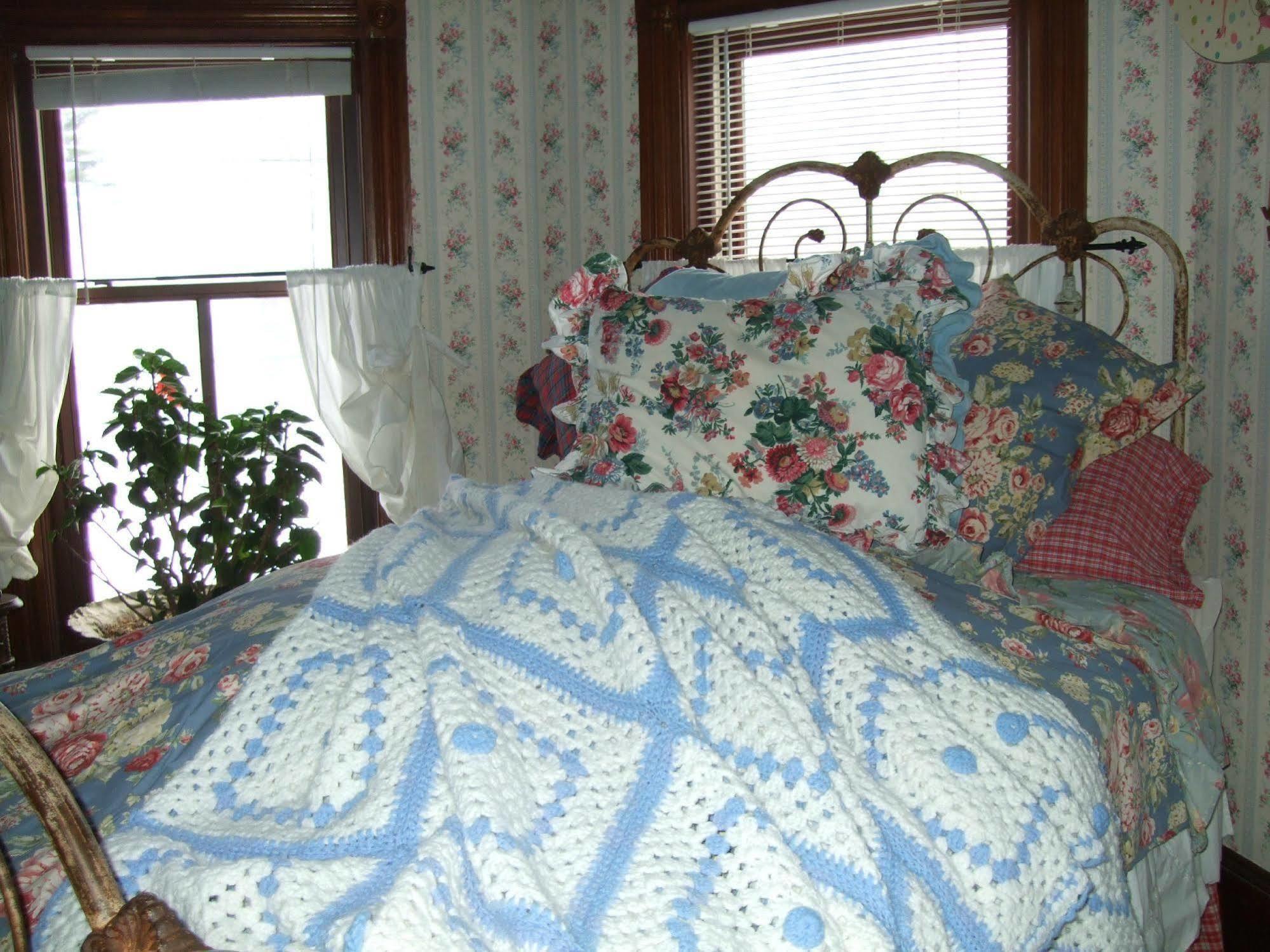Enchanted Nights Bed & Bath Kittery Luaran gambar