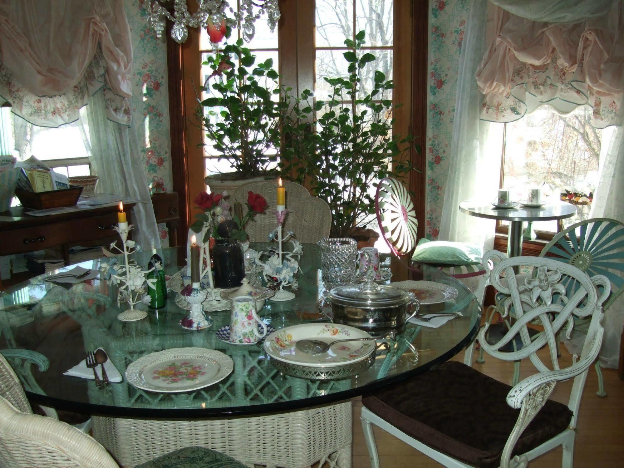 Enchanted Nights Bed & Bath Kittery Luaran gambar